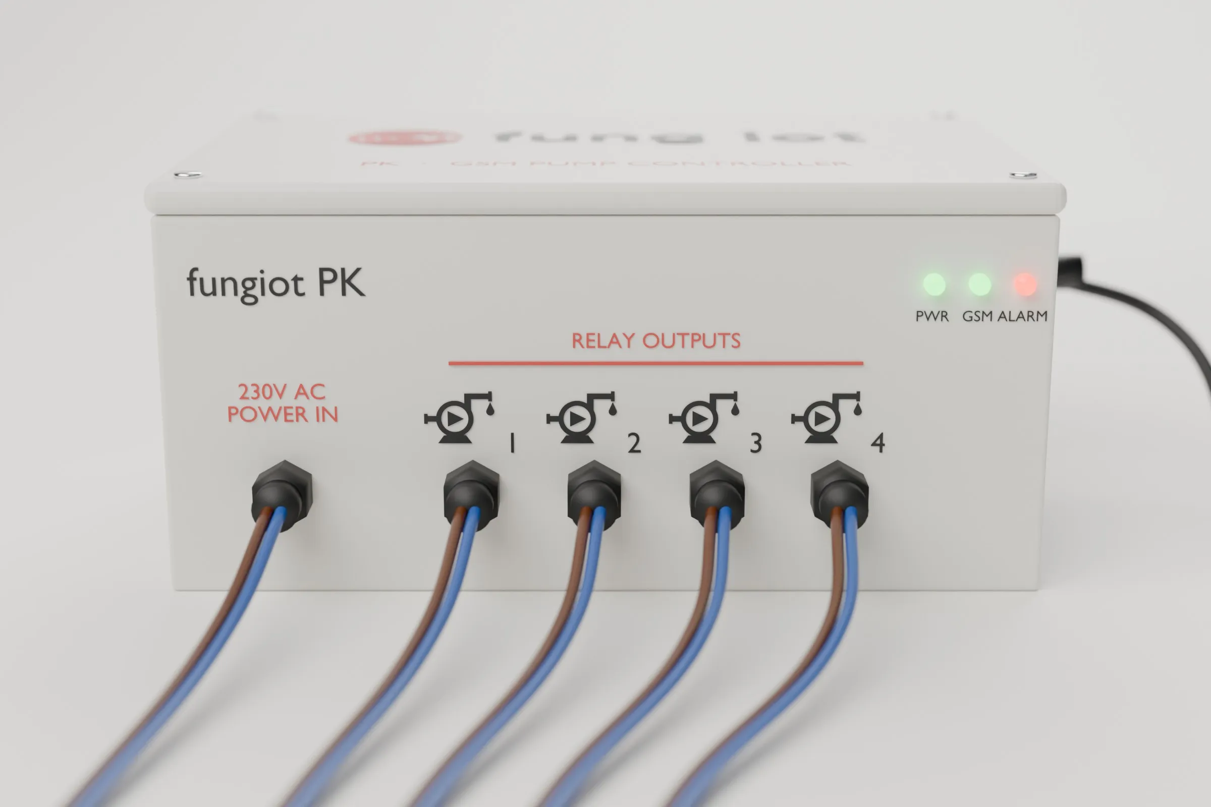 Fungiot PK ön yüzü: 230V güç girişi, pompa simgeli 4 röle çıkışı ve durum ışıkları